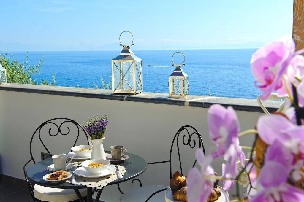 La Maurella Bed & Breakfast Praiano Luaran gambar
